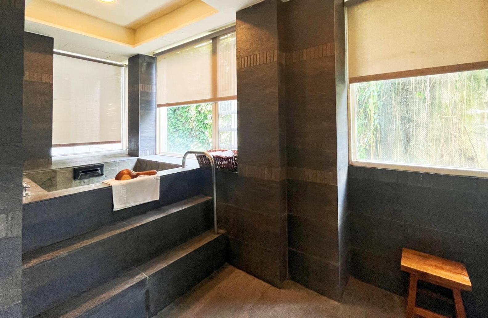 Dongpo Ti Lun Hotel Xinyi Eksteriør bilde