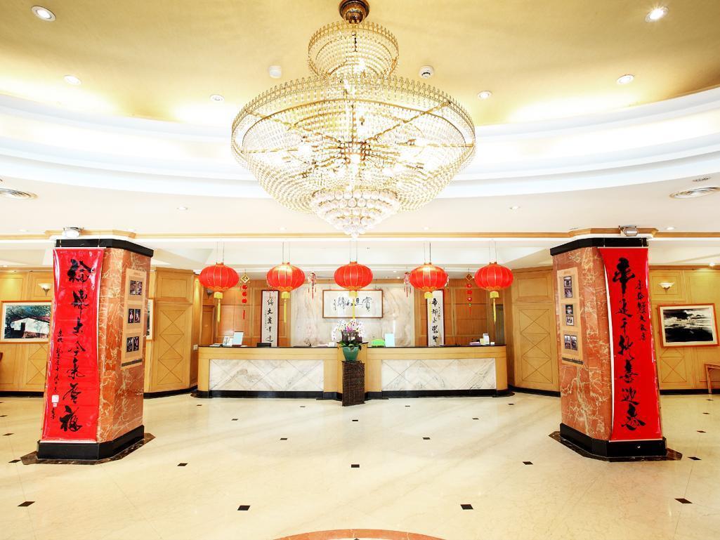 Dongpo Ti Lun Hotel Xinyi Eksteriør bilde