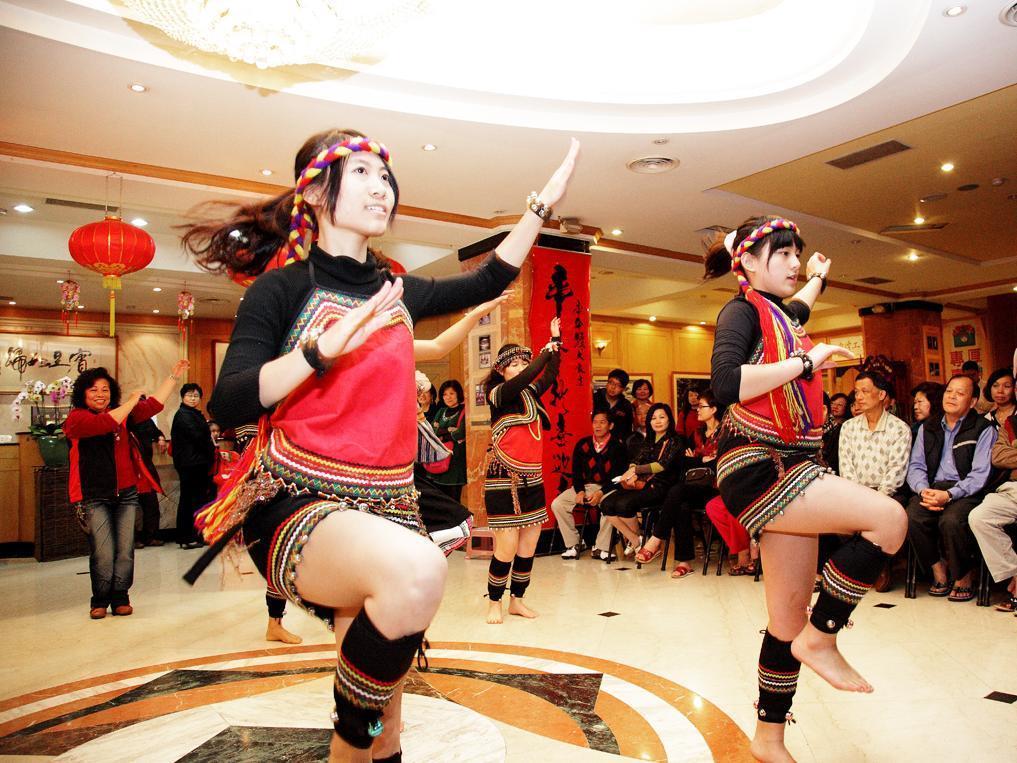 Dongpo Ti Lun Hotel Xinyi Eksteriør bilde