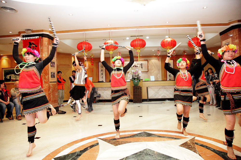 Dongpo Ti Lun Hotel Xinyi Eksteriør bilde