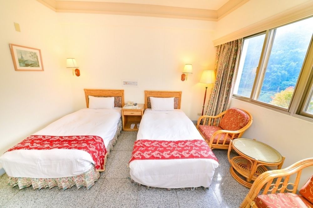 Dongpo Ti Lun Hotel Xinyi Eksteriør bilde